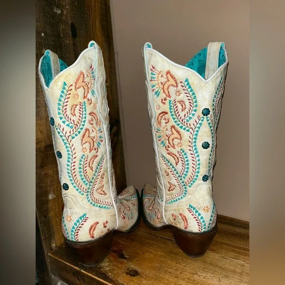 Corral Embroidered Heeled Cowgirl Boots - Cream and Multicolor - Picture 2 of 10